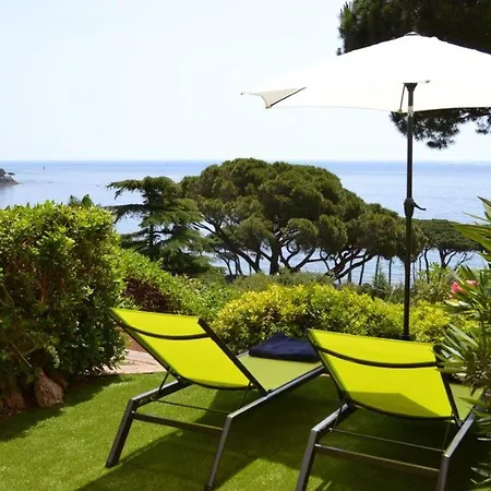 Apartment Climatise 2 Pieces Avec Terrasse Et Jardin A - Fr-1-780-59 Sainte-Maxime