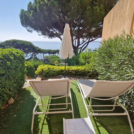 Climatise 2 Pieces Avec Terrasse Et Jardin A - Fr-1-780-59 * Sainte-Maxime